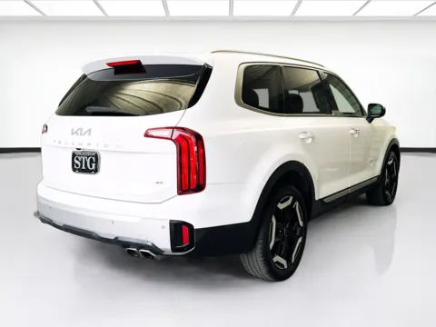 More photos of 2024 Kia Telluride S at STG Montclair, CA