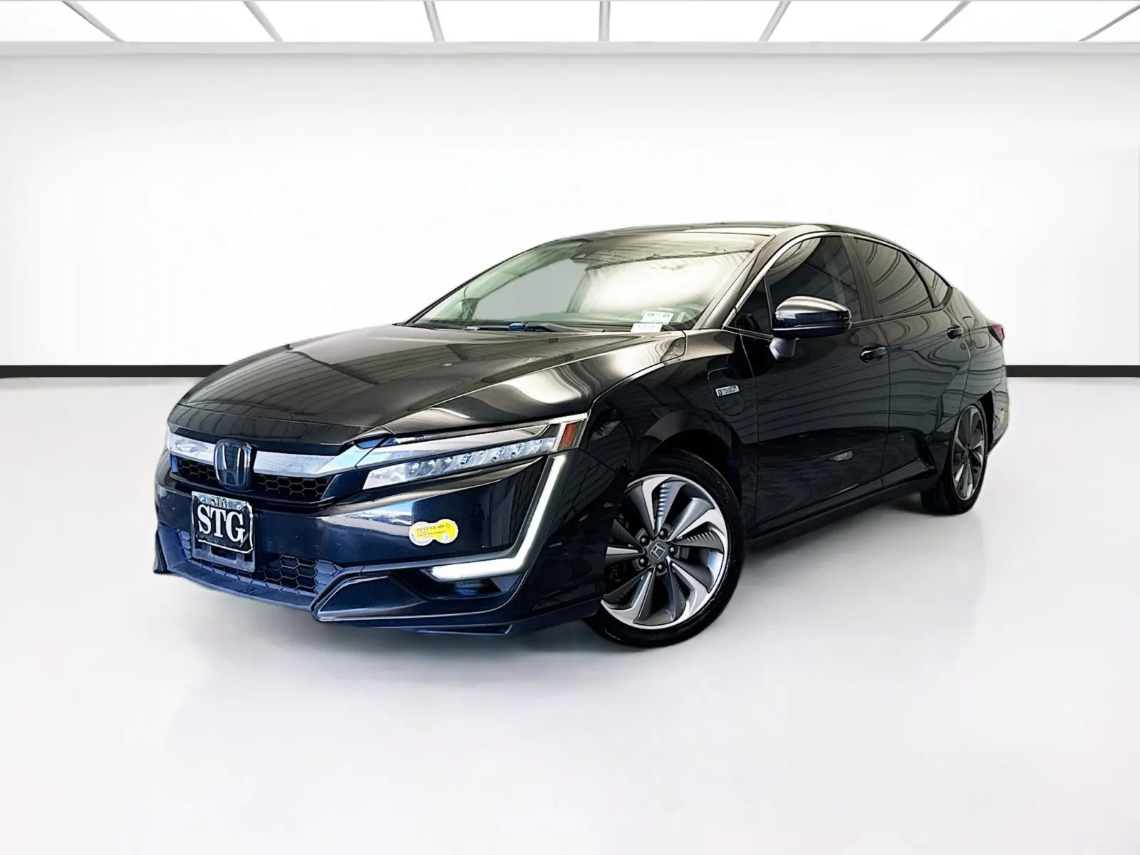 Black 2019 Honda Clarity Plug-In Hybrid for sale in Montclair, CA