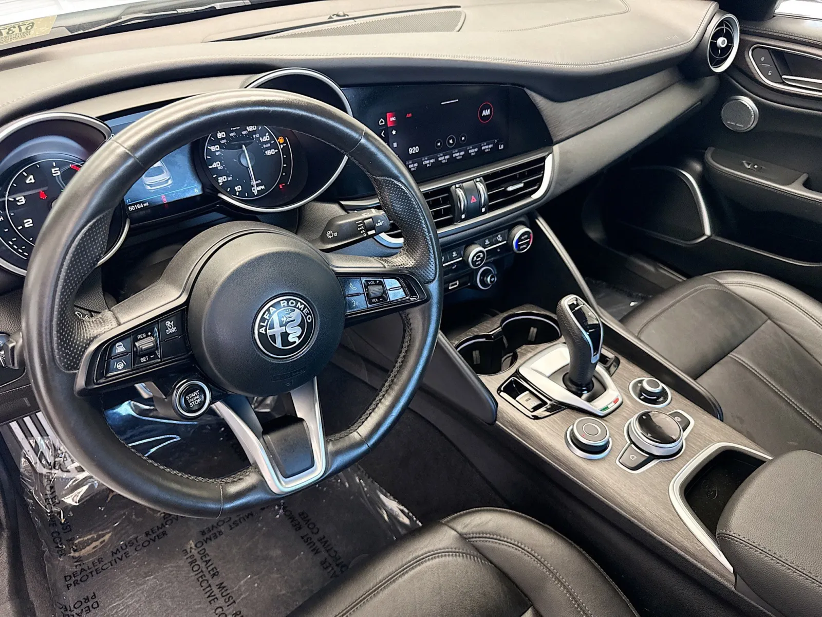 2022 Alfa Romeo Giulia Ti photo 3