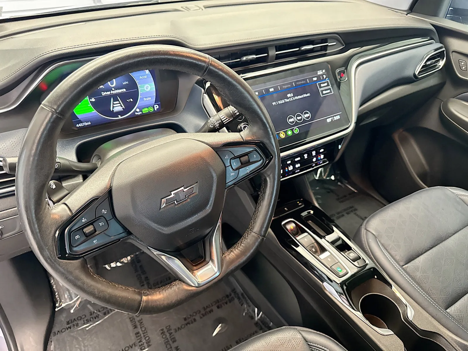 2023 Chevrolet Bolt EUV Premier photo 3