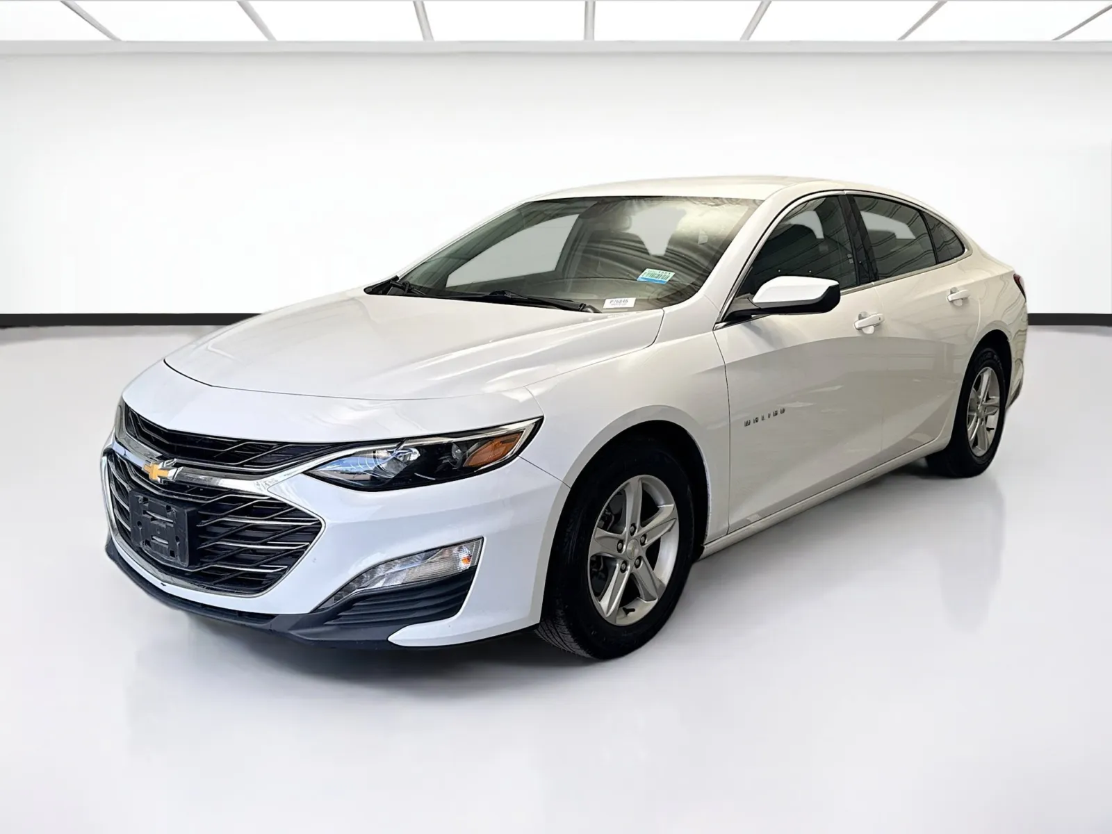 White 2022 Chevrolet Malibu LT for sale in Montclair, CA