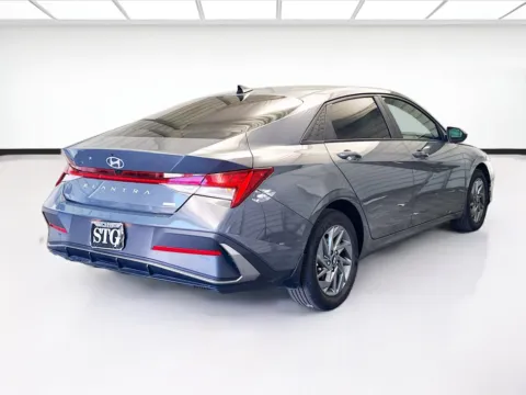 More photos of 2024 Hyundai Elantra Hybrid Blue at STG Montclair, CA