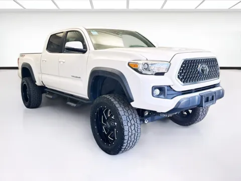 Another view of 2019 Toyota Tacoma V6 for sale in Montclair, CA at STG Montclair