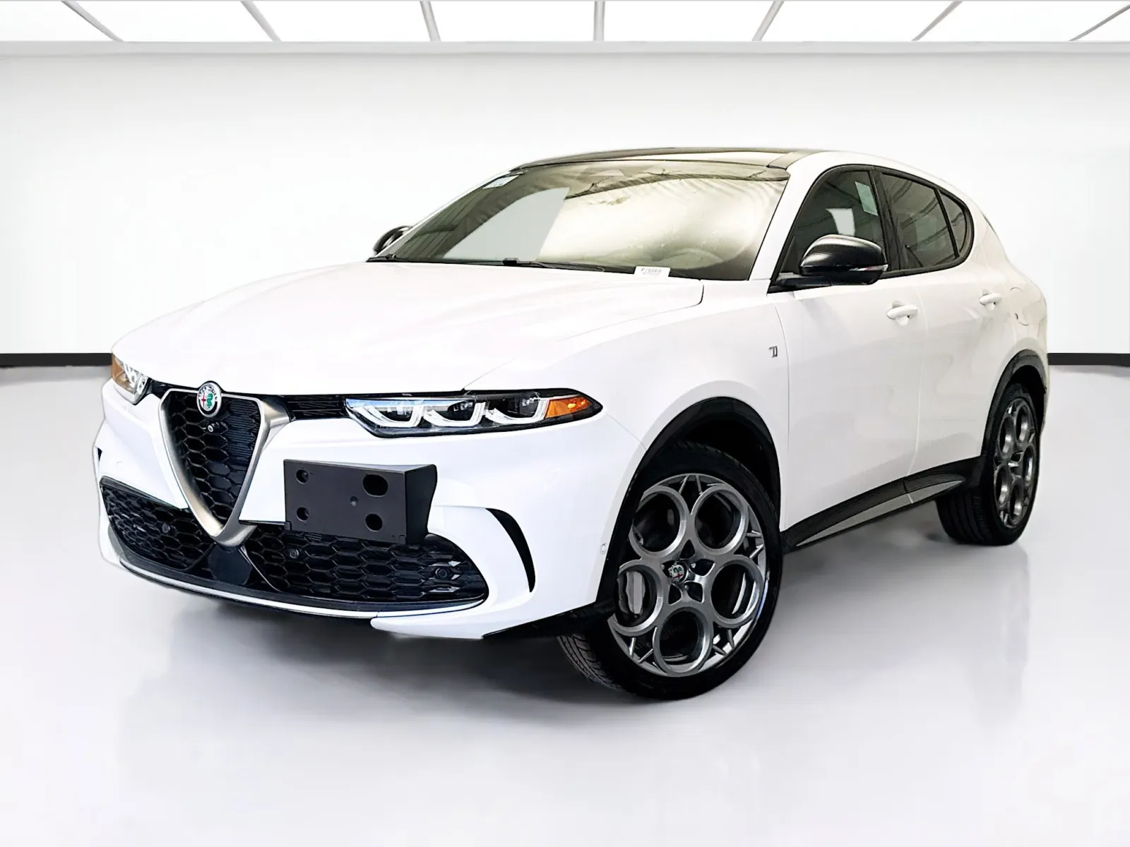 White 2024 Alfa Romeo Tonale Ti for sale in Montclair, CA