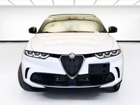 Photos of 2024 Alfa Romeo Tonale Ti for sale in Montclair, CA at STG Montclair