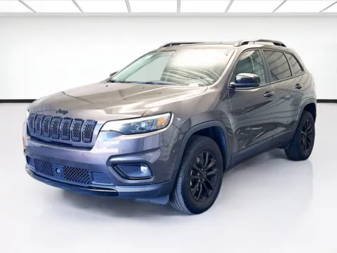 Gray 2023 Jeep Cherokee Altitude for sale in Montclair, CA