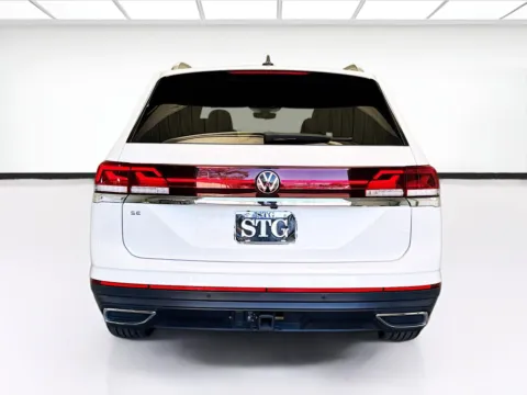 More photos of 2024 Volkswagen Atlas 2.0T SE w/Technology at STG Montclair, CA