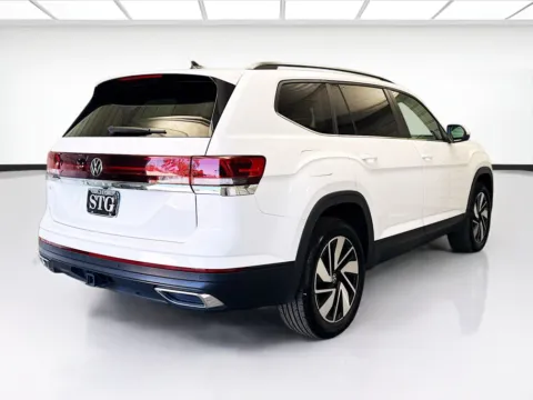 More photos of 2024 Volkswagen Atlas 2.0T SE w/Technology at STG Montclair, CA