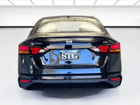 More photos of 2021 Nissan Altima 2.5 SV at STG Montclair, CA