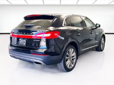 More photos of 2016 Lincoln MKX Reserve at STG Montclair, CA