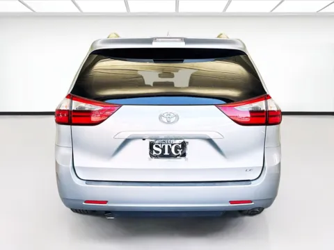 More photos of 2020 Toyota Sienna LE at STG Montclair, CA