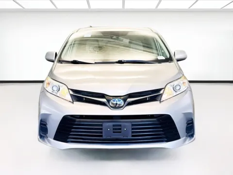 Photos of 2020 Toyota Sienna LE for sale in Montclair, CA at STG Montclair