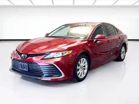 Green 2021 Toyota Camry LE for sale in Montclair, CA