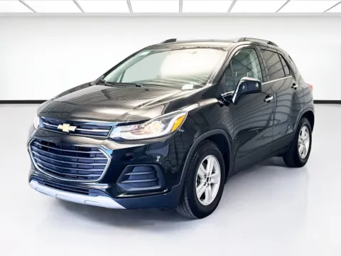 Black 2018 Chevrolet Trax LT for sale in Montclair, CA