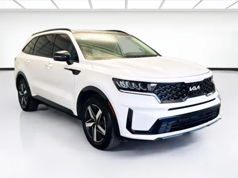 Another view of 2022 Kia Sorento S for sale in Montclair, CA at STG Montclair