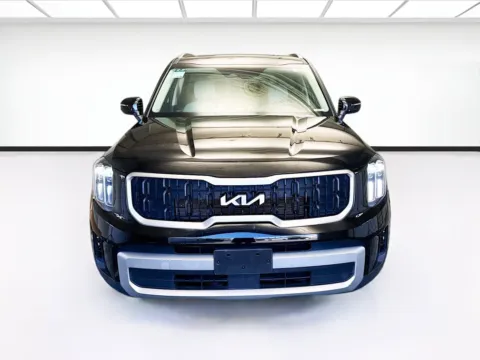 Photos of 2023 Kia Telluride EX for sale in Montclair, CA at STG Montclair