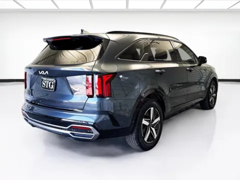 More photos of 2023 Kia Sorento S at STG Montclair, CA