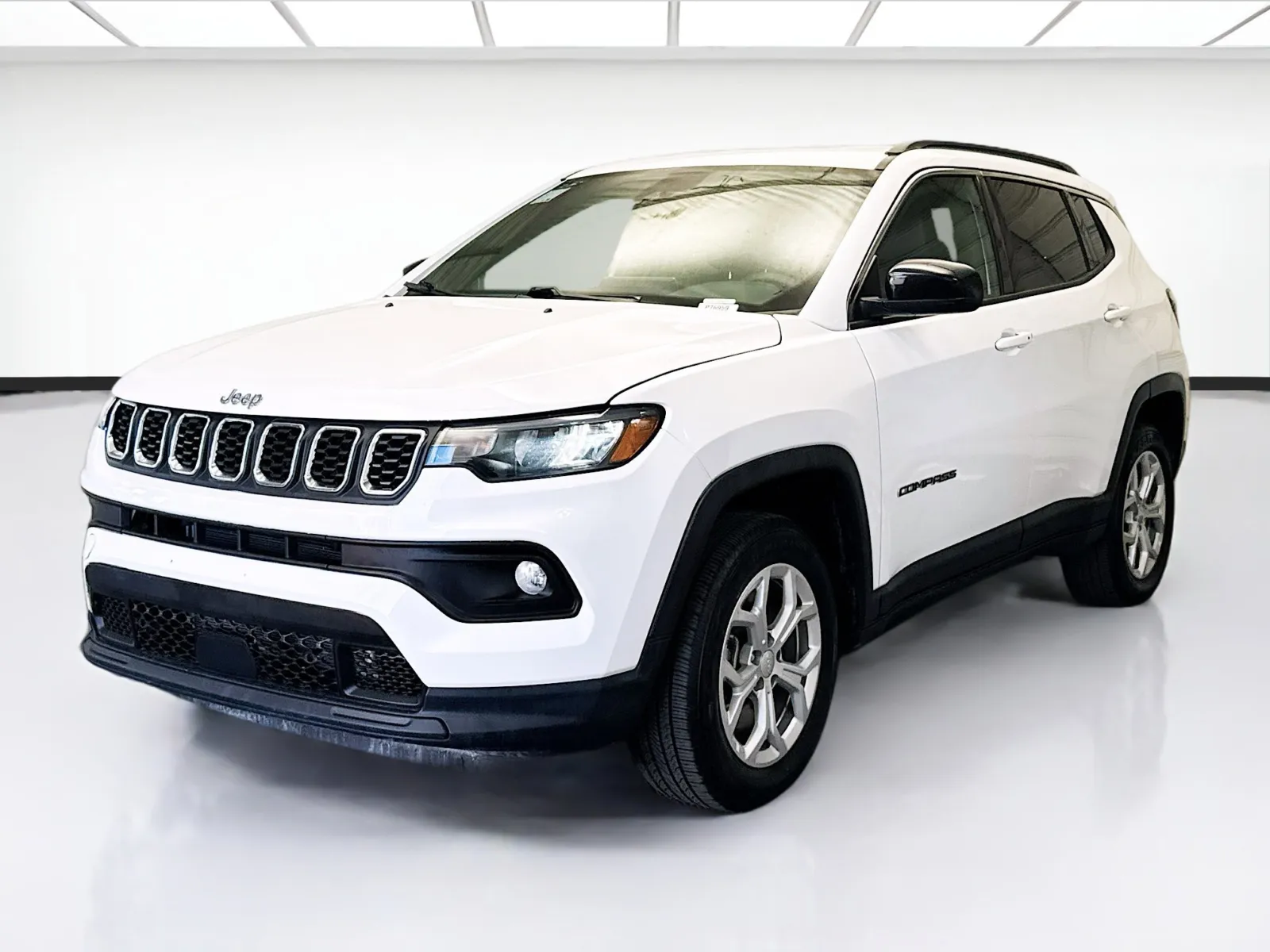 White 2024 Jeep Compass Latitude for sale in Montclair, CA