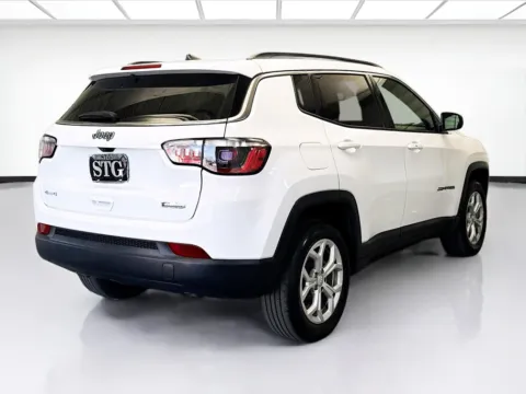 More photos of 2024 Jeep Compass Latitude at STG Montclair, CA