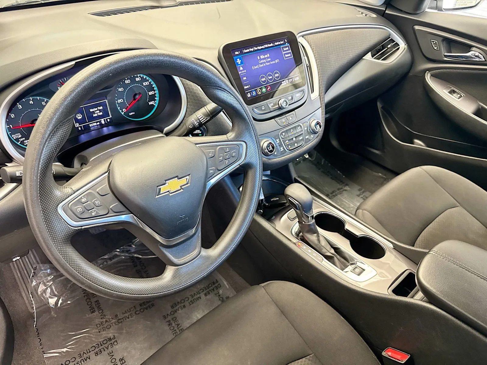 2022 Chevrolet Malibu 1LT photo 3