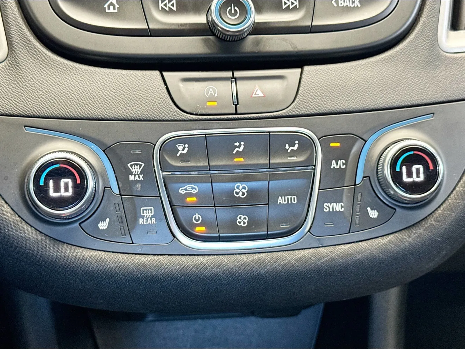 2022 Chevrolet Malibu 1LT photo 4