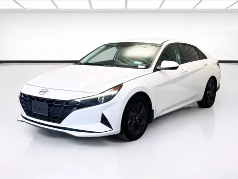 White 2022 Hyundai Elantra SEL for sale in Montclair, CA