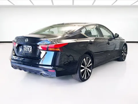 More photos of 2022 Nissan Altima 2.5 SR at STG Montclair, CA