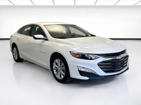 Another view of 2022 Chevrolet Malibu LT for sale in Montclair, CA at STG Montclair