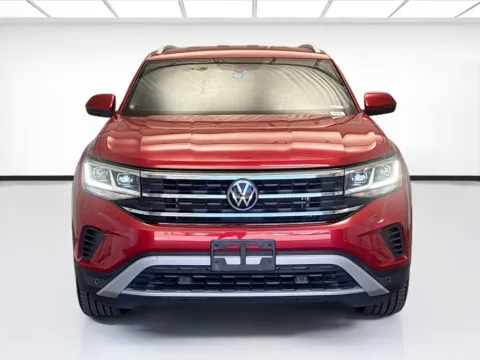 Photos of 2021 Volkswagen Atlas Cross Sport 2.0T SE w/Technology for sale in Montclair, CA at STG Montclair