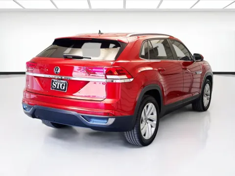 More photos of 2021 Volkswagen Atlas Cross Sport 2.0T SE w/Technology at STG Montclair, CA
