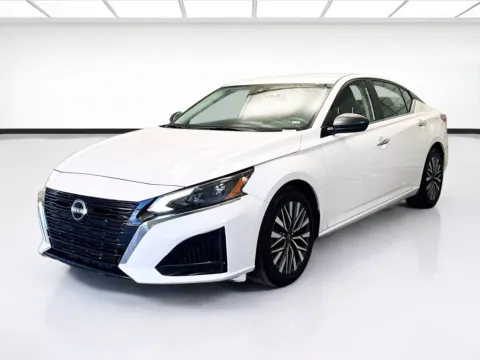 White 2024 Nissan Altima 2.5 SV for sale in Montclair, CA