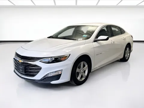 White 2022 Chevrolet Malibu LT for sale in Montclair, CA
