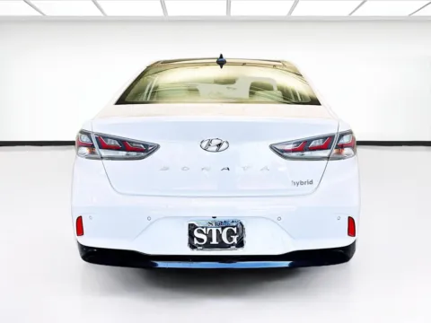 More photos of 2019 Hyundai Sonata Hybrid Limited at STG Montclair, CA