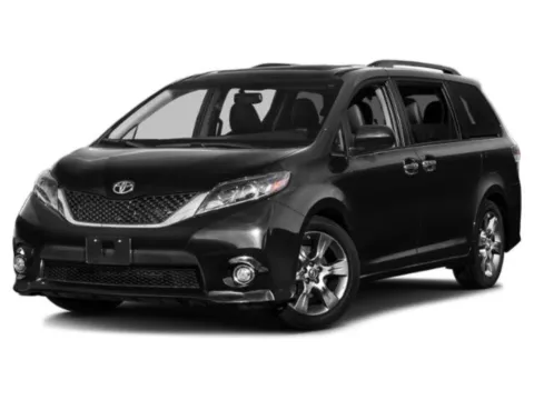 White 2015 Toyota Sienna L 7 Passenger for sale in Montclair, CA