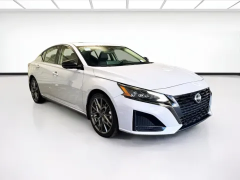 Another view of 2023 Nissan Altima 2.0 SR for sale in Montclair, CA at STG Montclair