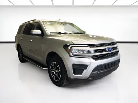 Another view of 2022 Ford Expedition XLT for sale in Montclair, CA at STG Montclair