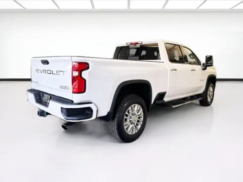 Another view of 2022 Chevrolet Silverado 3500HD High Country for sale in Montclair, CA at STG Montclair