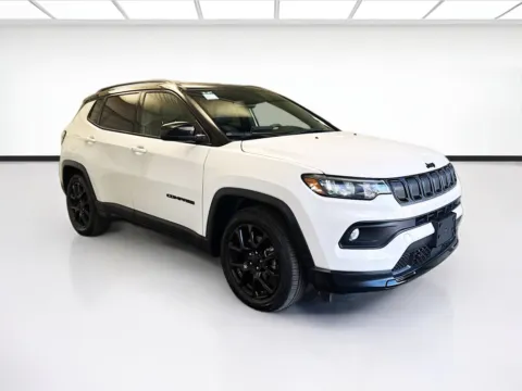 Another view of 2022 Jeep Compass Altitude for sale in Montclair, CA at STG Montclair