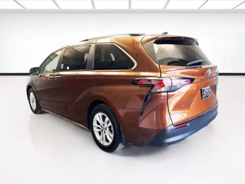 More photos of 2023 Toyota Sienna XLE at STG Montclair, CA