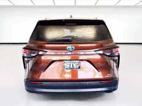 More photos of 2023 Toyota Sienna XLE at STG Montclair, CA