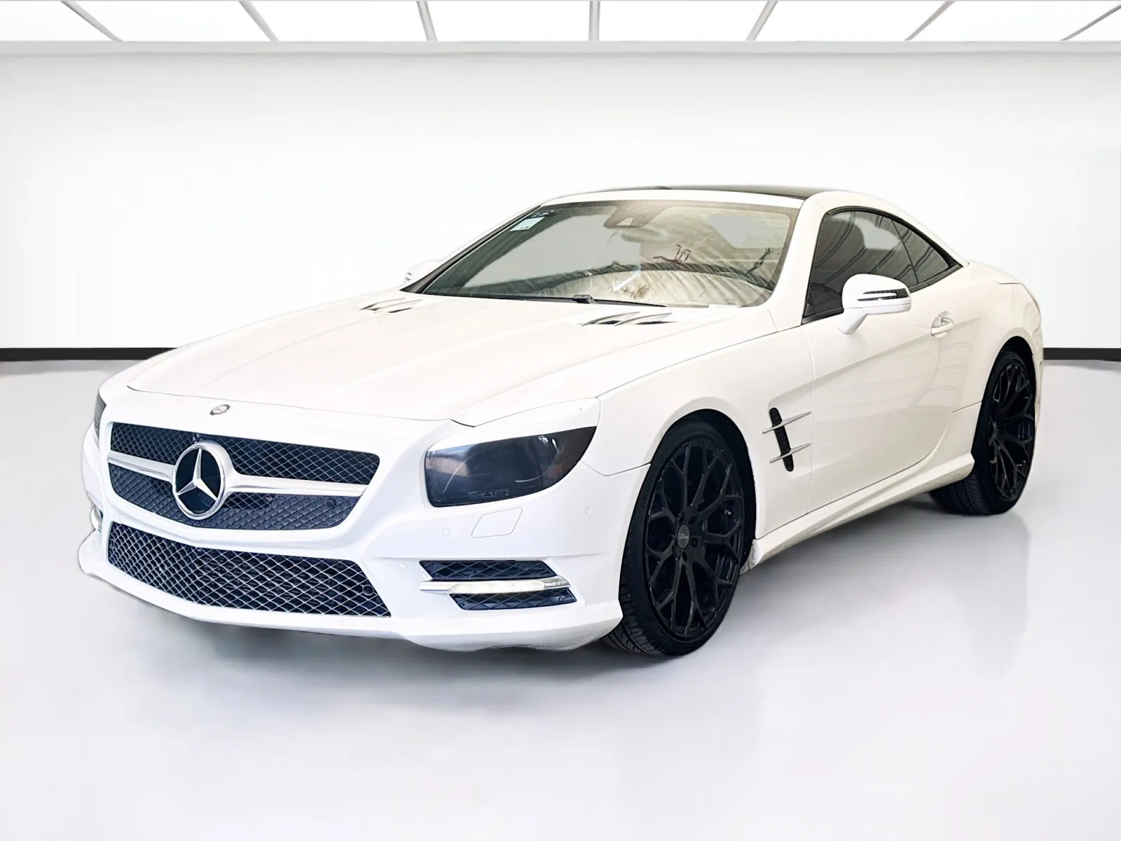 White 2014 Mercedes-Benz SL-Class SL 550 for sale in Montclair, CA