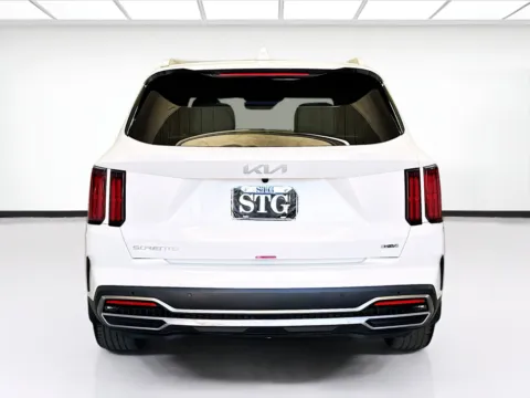More photos of 2023 Kia Sorento Hybrid SX Prestige at STG Montclair, CA