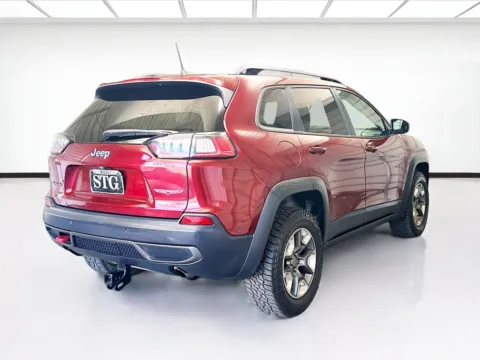 More photos of 2019 Jeep Cherokee Trailhawk at STG Montclair, CA
