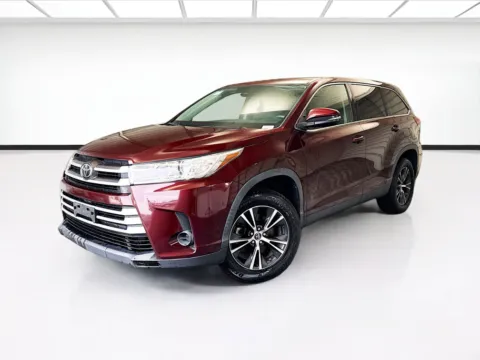 Red 2019 Toyota Highlander LE for sale in Montclair, CA