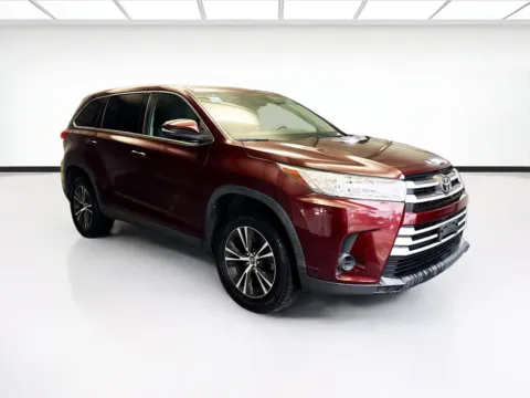Another view of 2019 Toyota Highlander LE for sale in Montclair, CA at STG Montclair