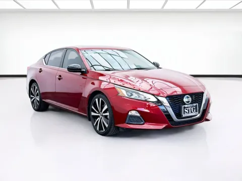Another view of 2020 Nissan Altima 2.5 SR for sale in Montclair, CA at STG Montclair
