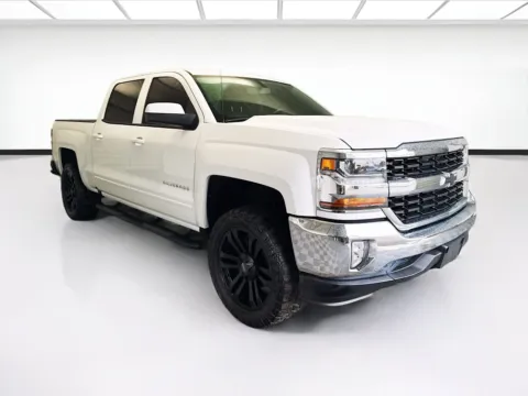 Another view of 2018 Chevrolet Silverado 1500 LT LT1 for sale in Montclair, CA at STG Montclair