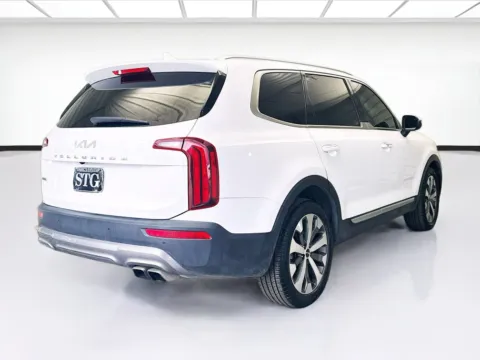 More photos of 2022 Kia Telluride S at STG Montclair, CA