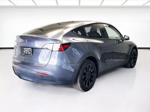 More photos of 2023 Tesla Model Y Long Range at STG Montclair, CA