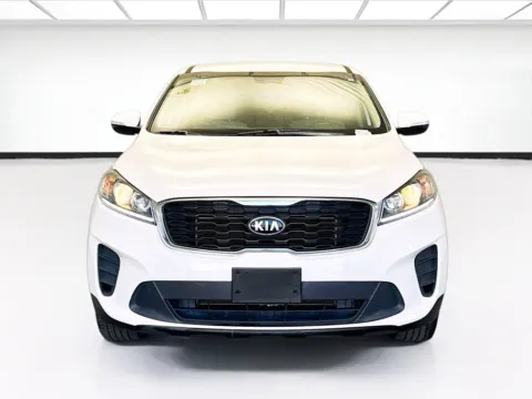 Photos of 2020 Kia Sorento LX for sale in Montclair, CA at STG Montclair